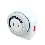 US 24hrs Mechanical Plug in Timer